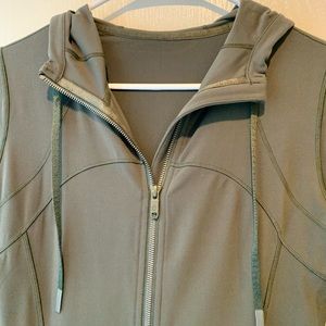 Lululemon Jacket - Dark Green - Zippered w/ Hood - Size 8 - Gently Used